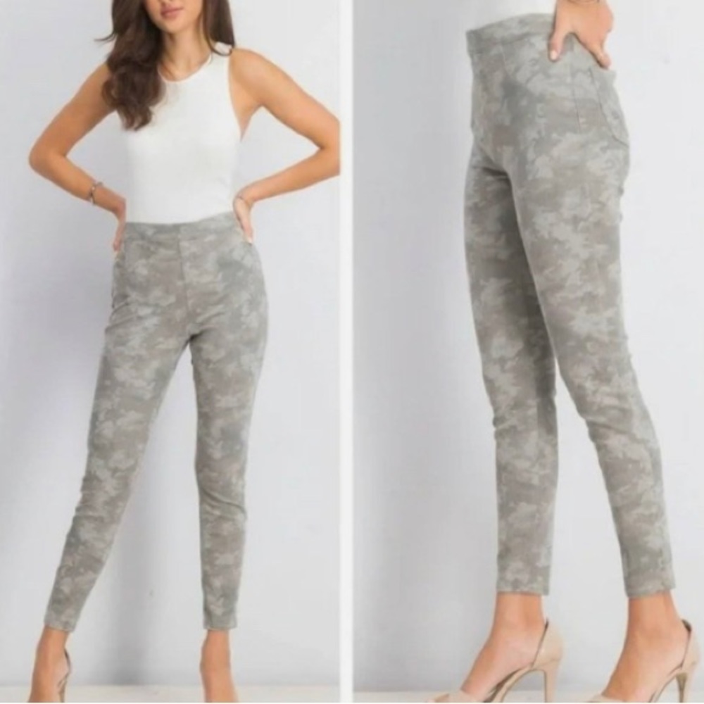 SPANX Camouflage Jeggings L
